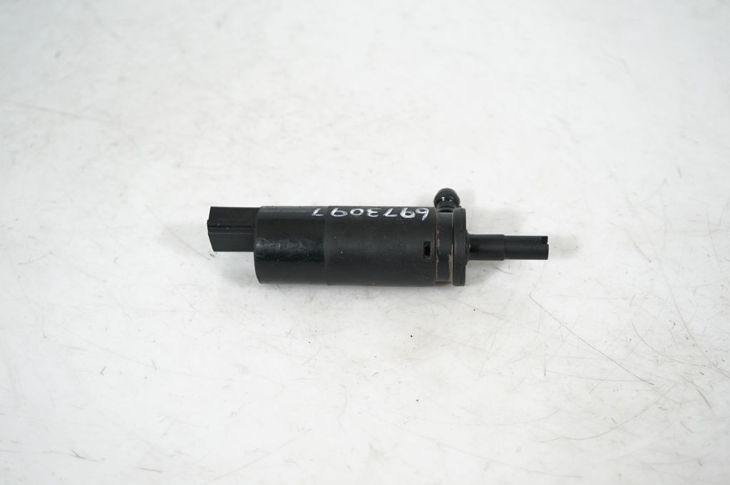 Headlight washer pump (3)