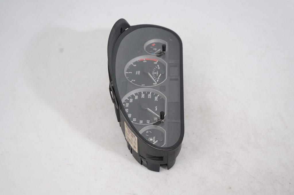 Speedometer (instrument cluster) (4)