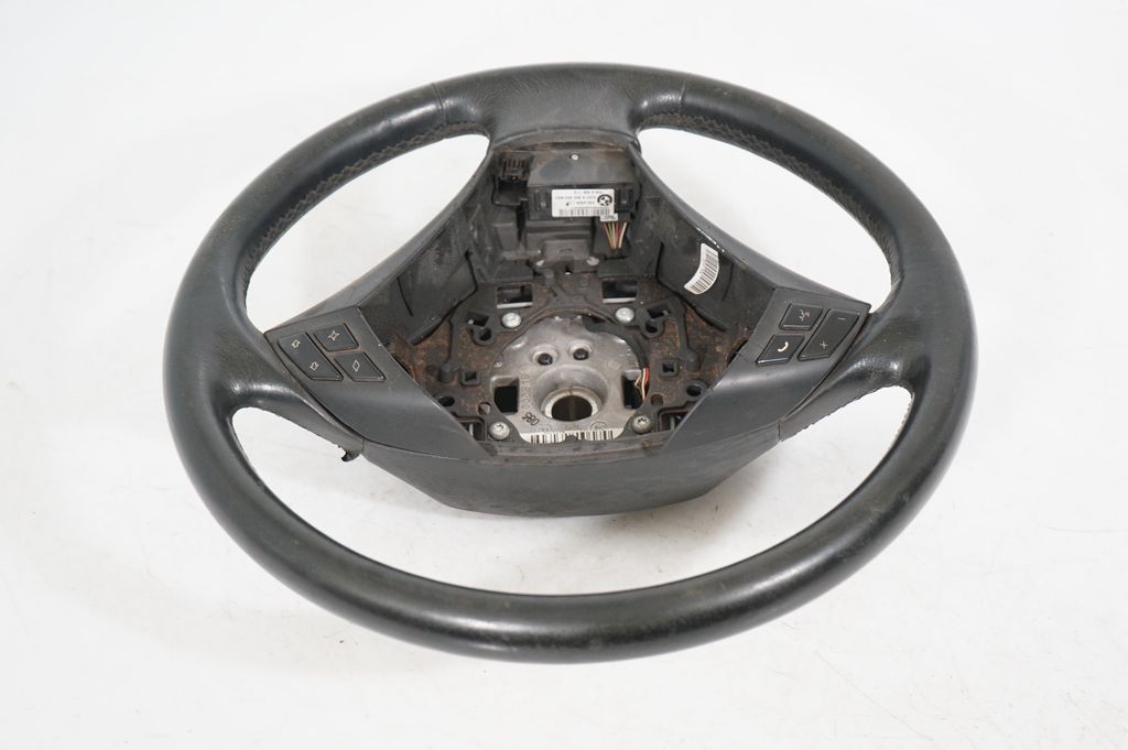 Steering wheel (3)