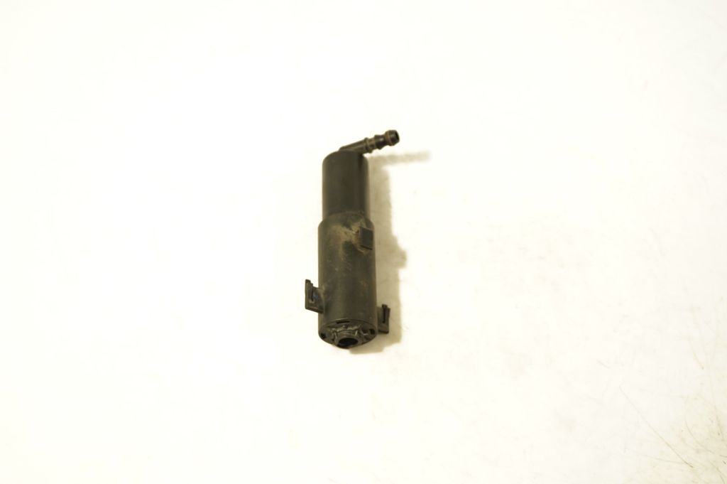 Headlight washer spray nozzle (3)