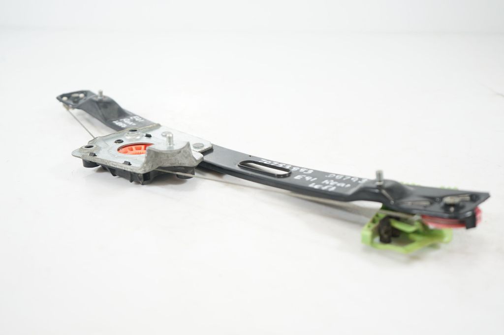 Front door speaker (6)