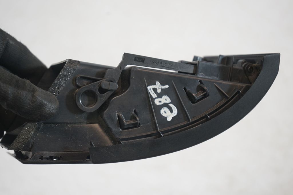 Dashboard side air vent grill/cover trim (6)