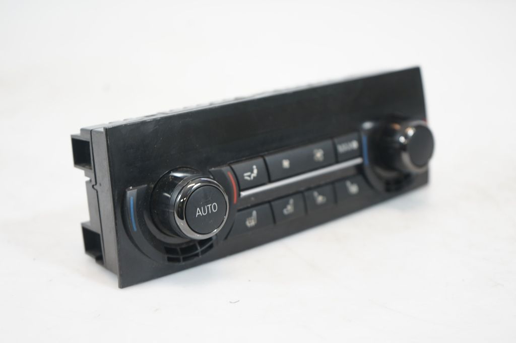 Climate control unit (7)