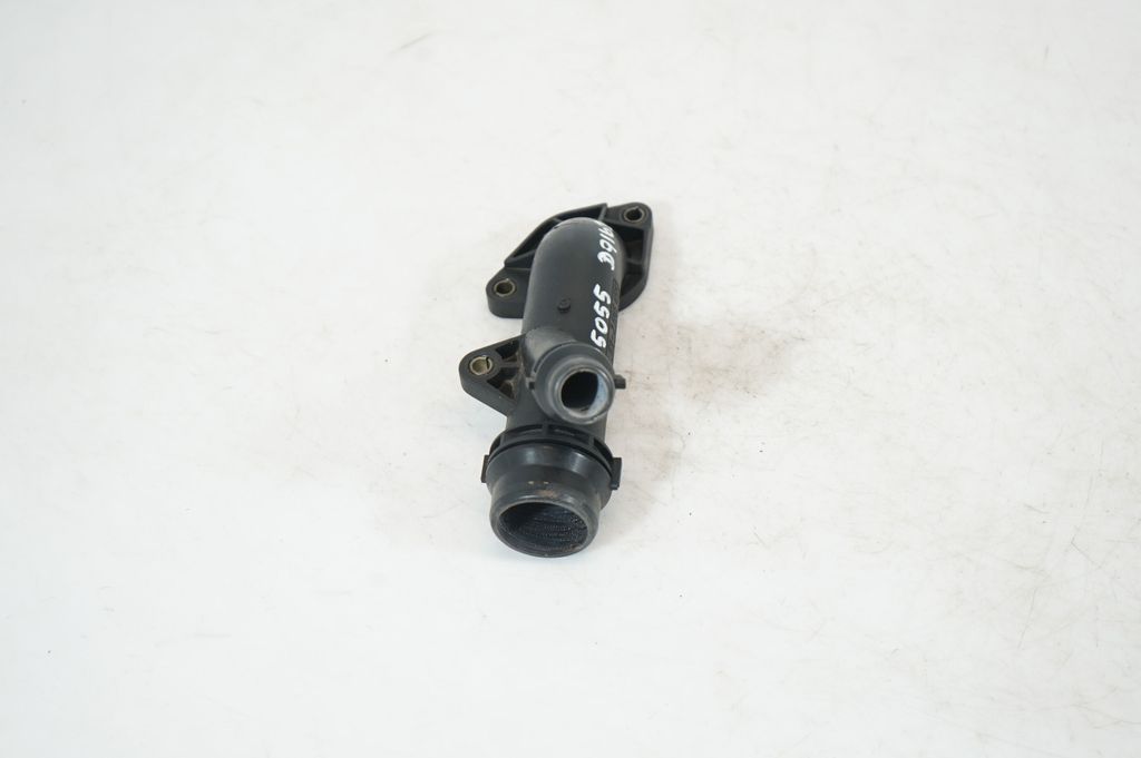 Engine coolant pipe/hose (4)