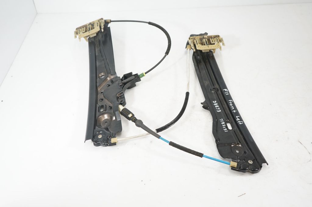 Front door window regulator with motor (2)