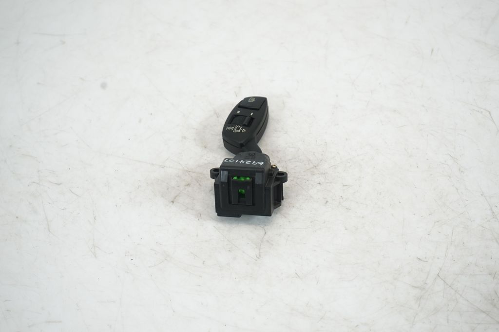 Wiper control stalk (4)