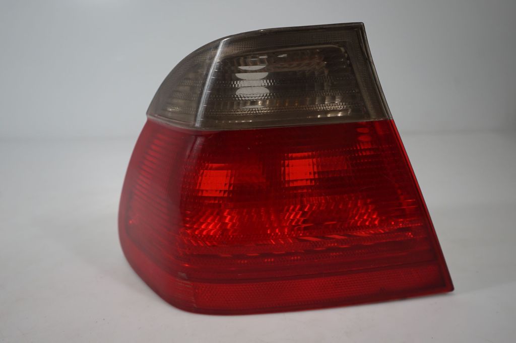 Rear/tail lights (6)