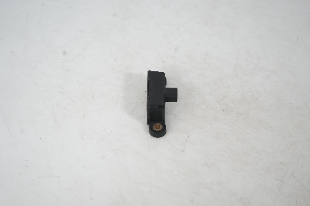 ESP acceleration yaw rate sensor (2)