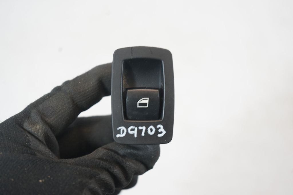 Electric window control switch (7)