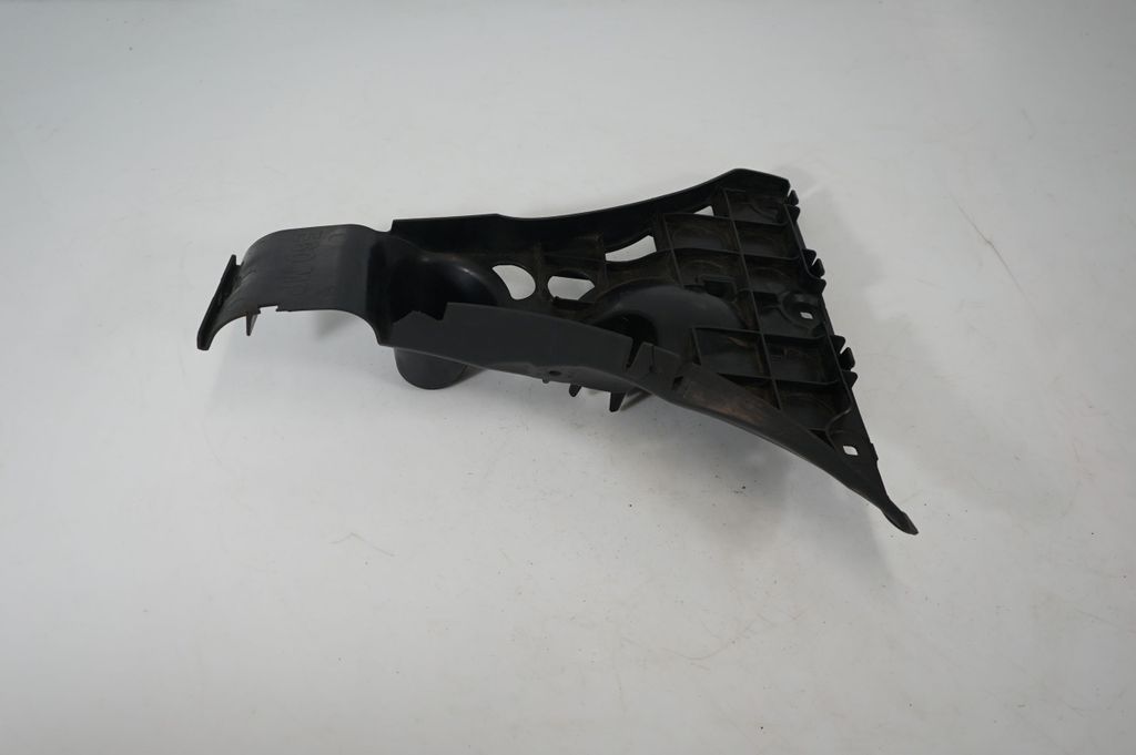 Rear bumper mounting bracket (2)