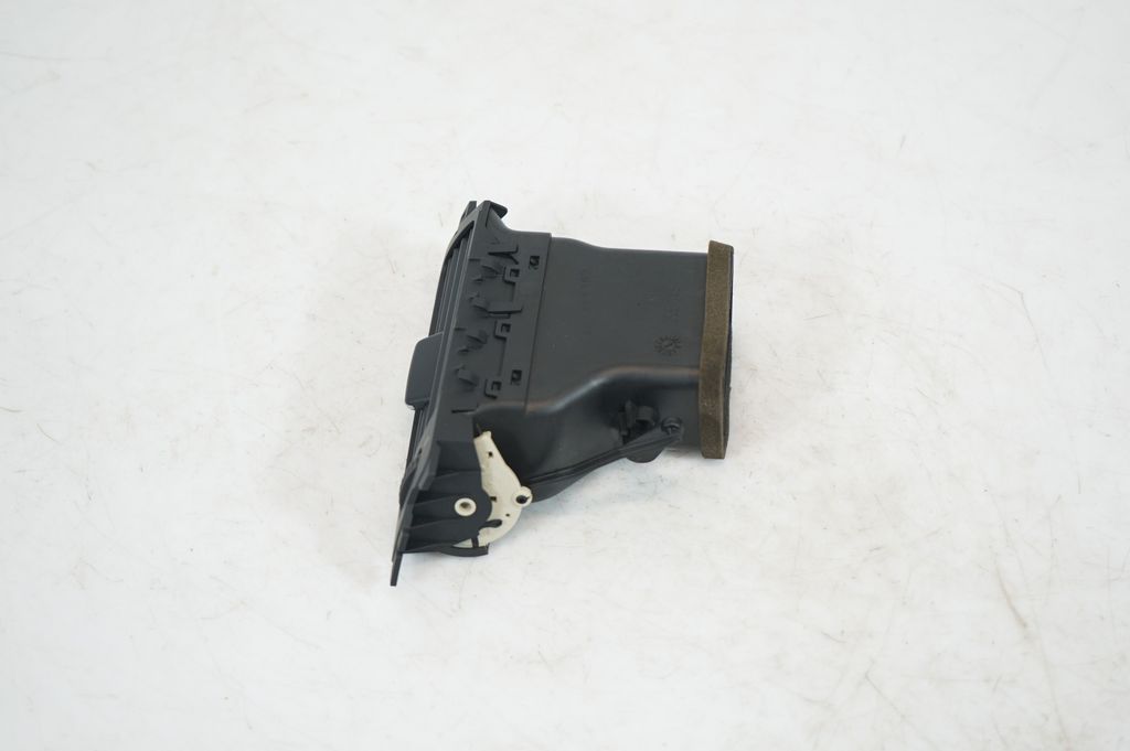 Dashboard side air vent grill/cover trim (2)