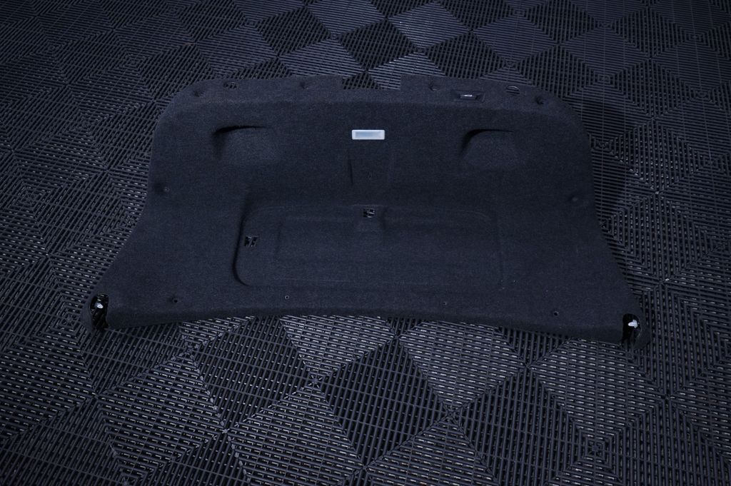 Tailgate/boot cover trim set