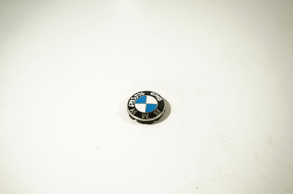 Original wheel cap (3)