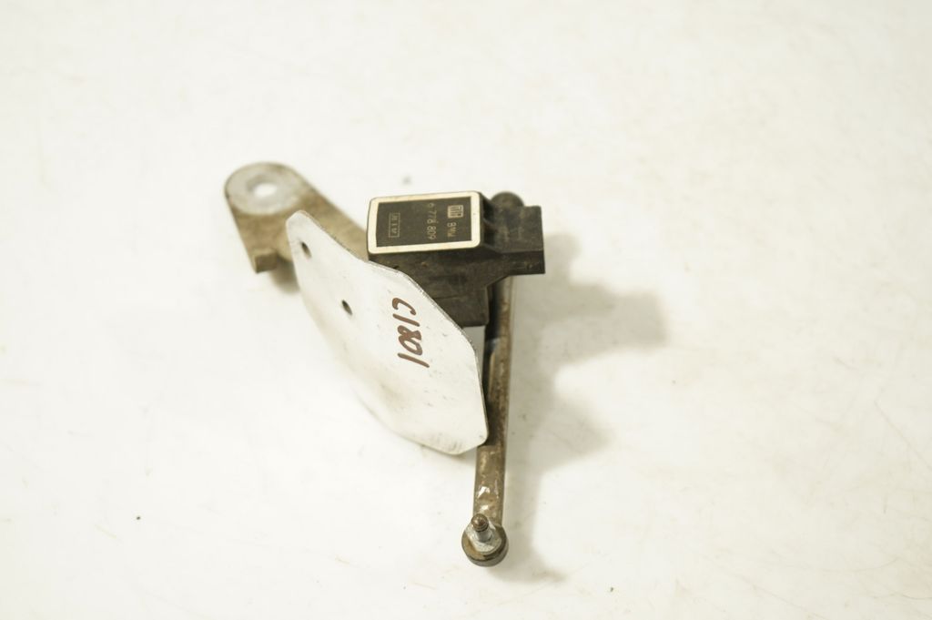 Headlight/headlamp level sensor (2)
