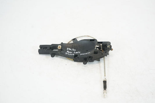 Rear door exterior handle/bracket