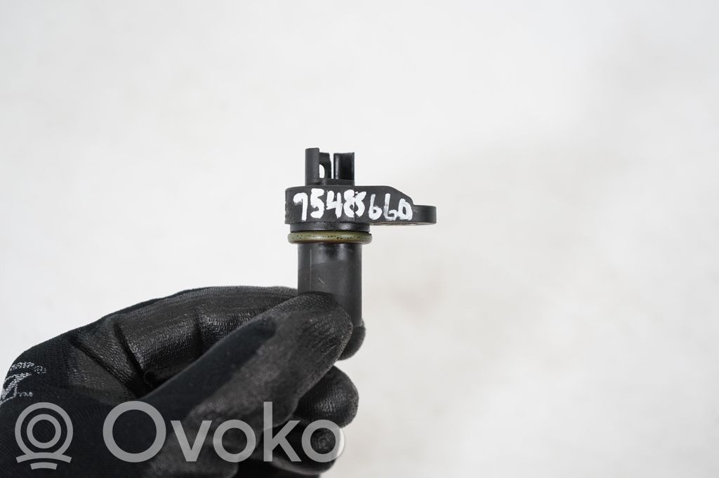 Crankshaft position sensor (7)