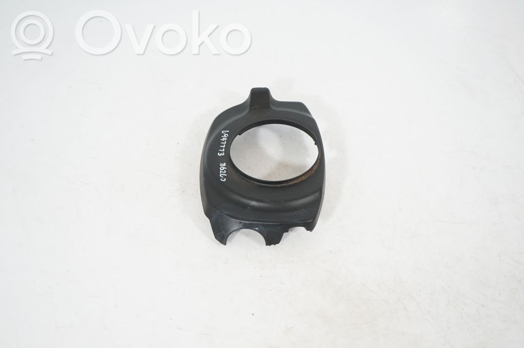 Steering wheel column trim (2)