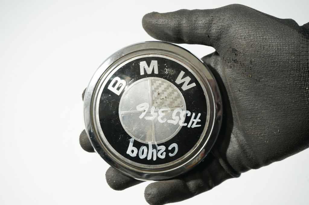 Manufacturers badge/model letters (7)