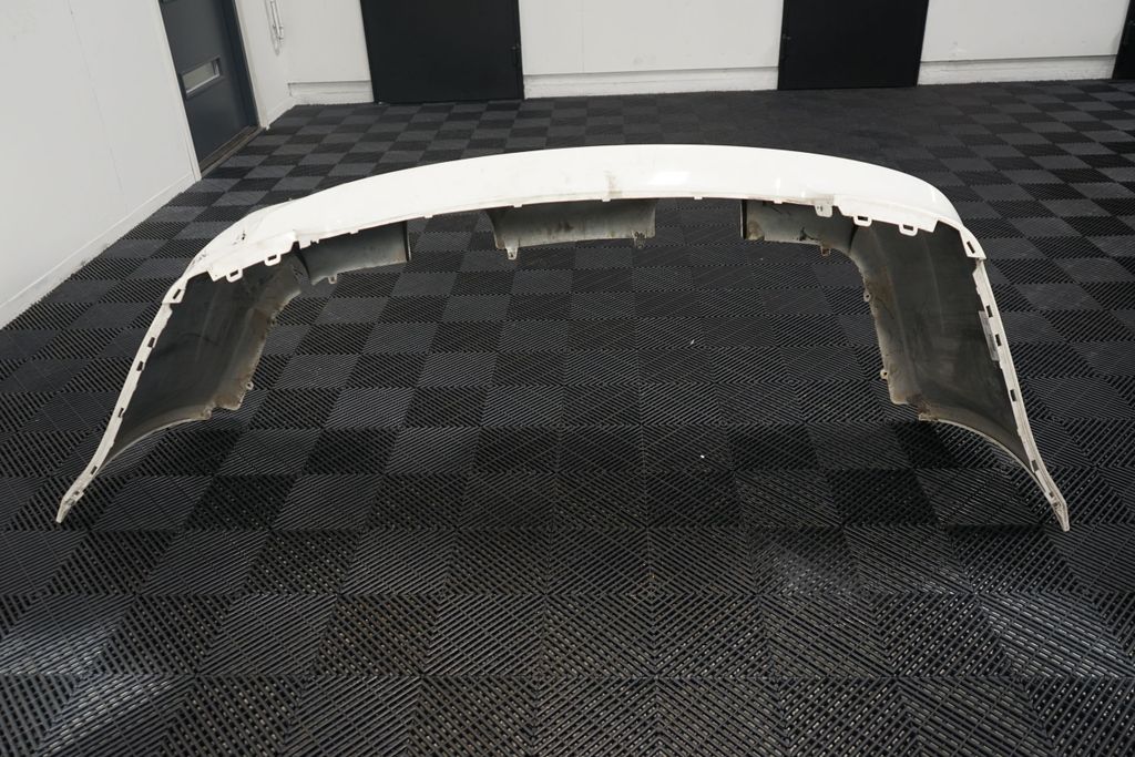 Rear bumper (3)