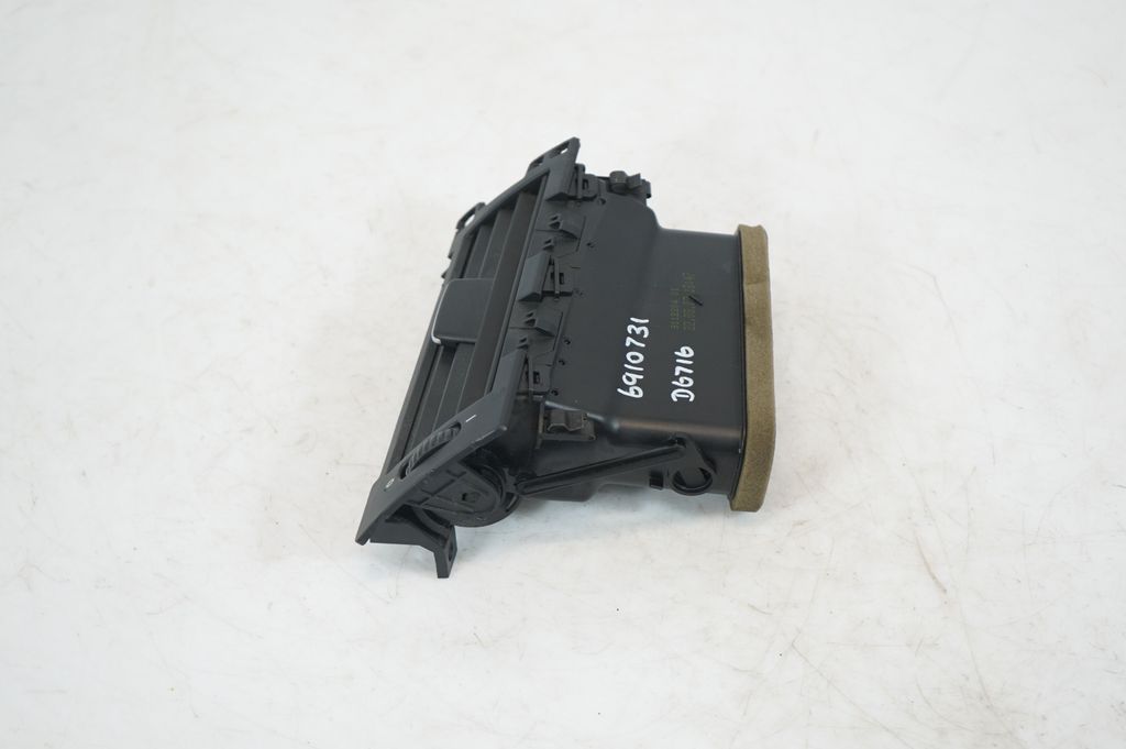 Dashboard side air vent grill/cover trim (2)