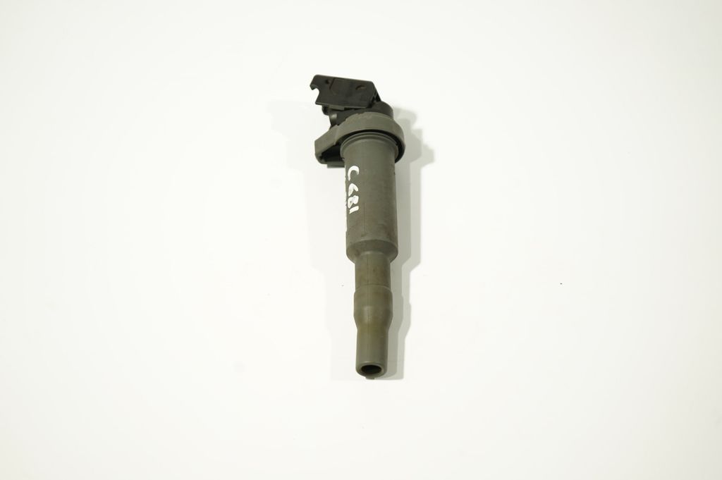 High voltage ignition coil