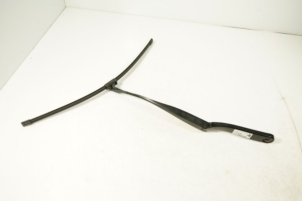 Windshield/front glass wiper blade (6)