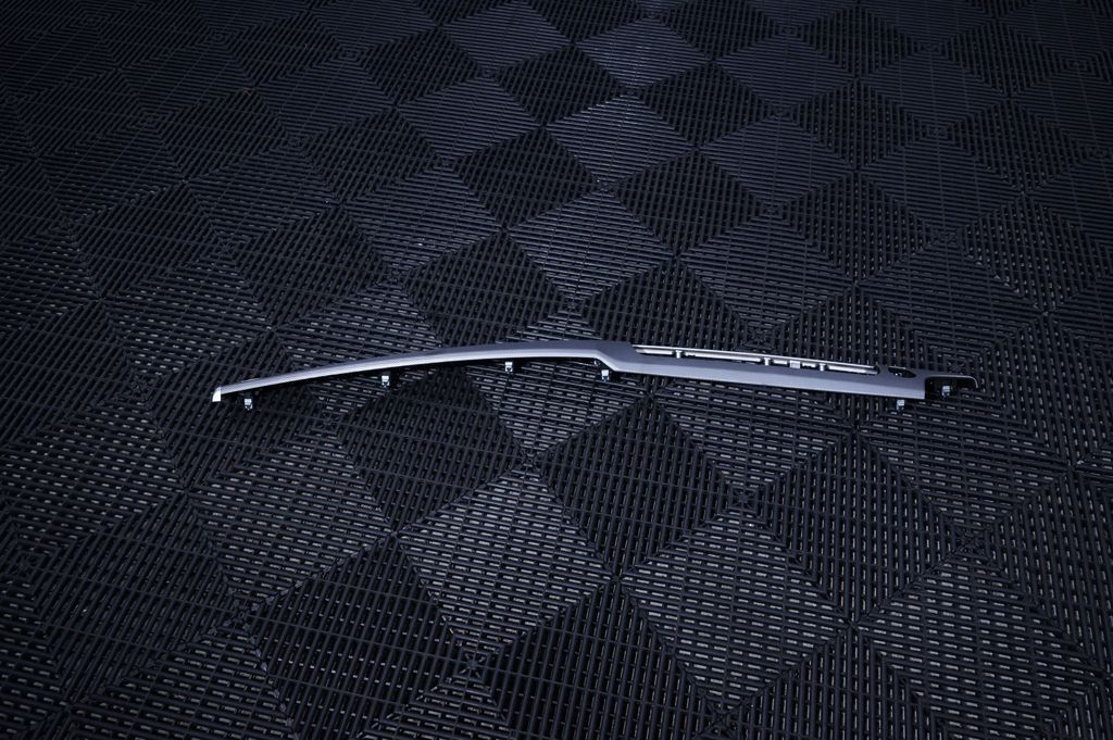 Dashboard glove box trim (3)