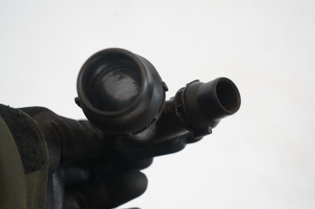 Engine coolant pipe/hose (6)