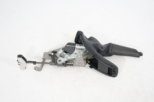 Handbrake/parking brake lever assembly