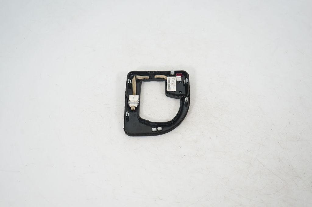 Gear shifter surround trim plastic (5)