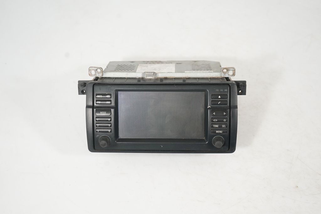 Radio/CD/DVD/GPS head unit