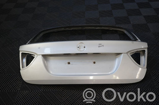 Tailgate/trunk/boot lid
