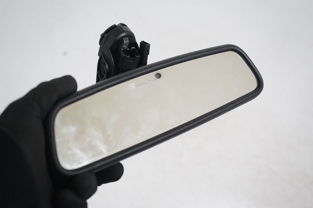 Rear view mirror (interior) (6)