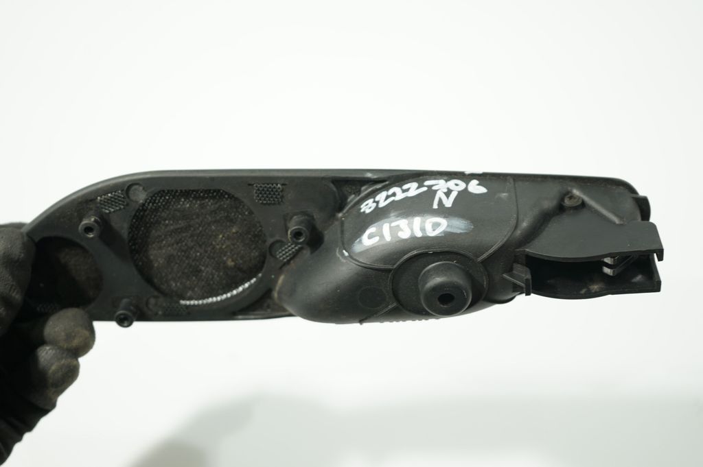 Front door interior handle (8)