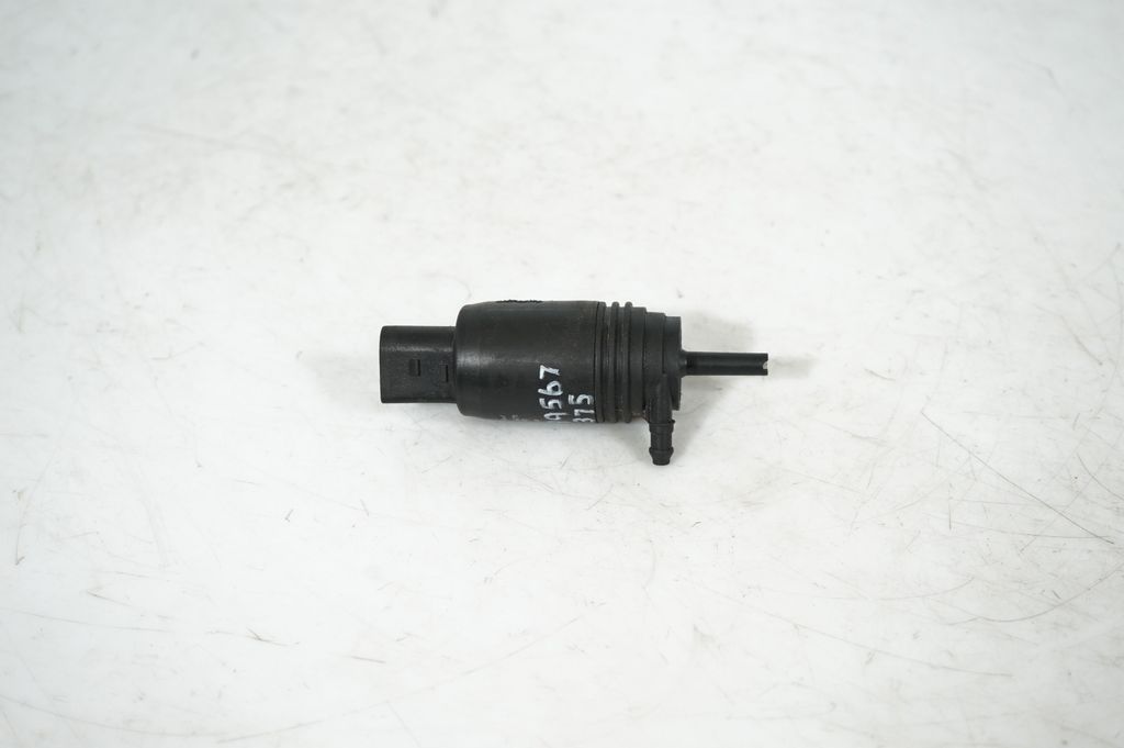 Windscreen/windshield washer pump