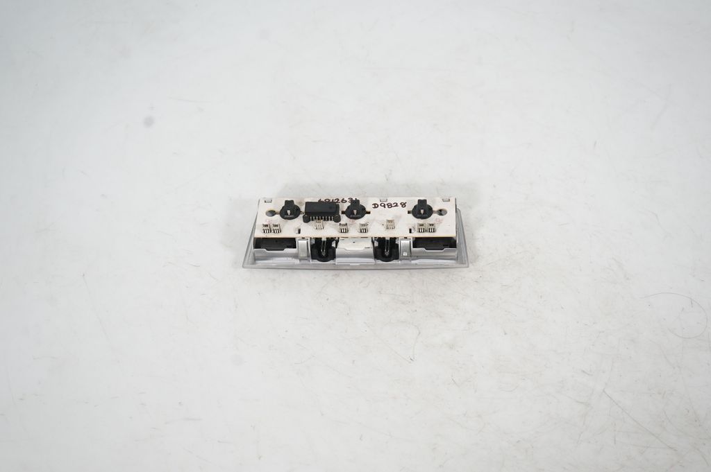 Front seat light (5)