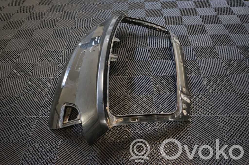 Tailgate/trunk/boot lid (3)