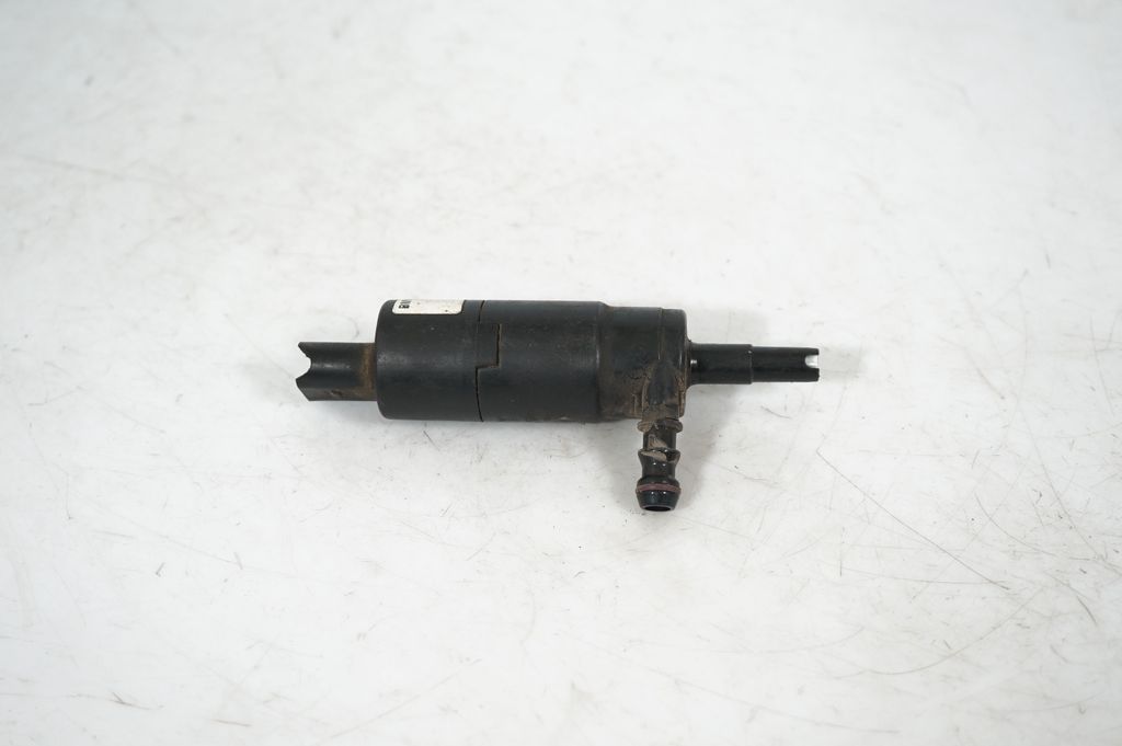 Headlight washer pump (5)