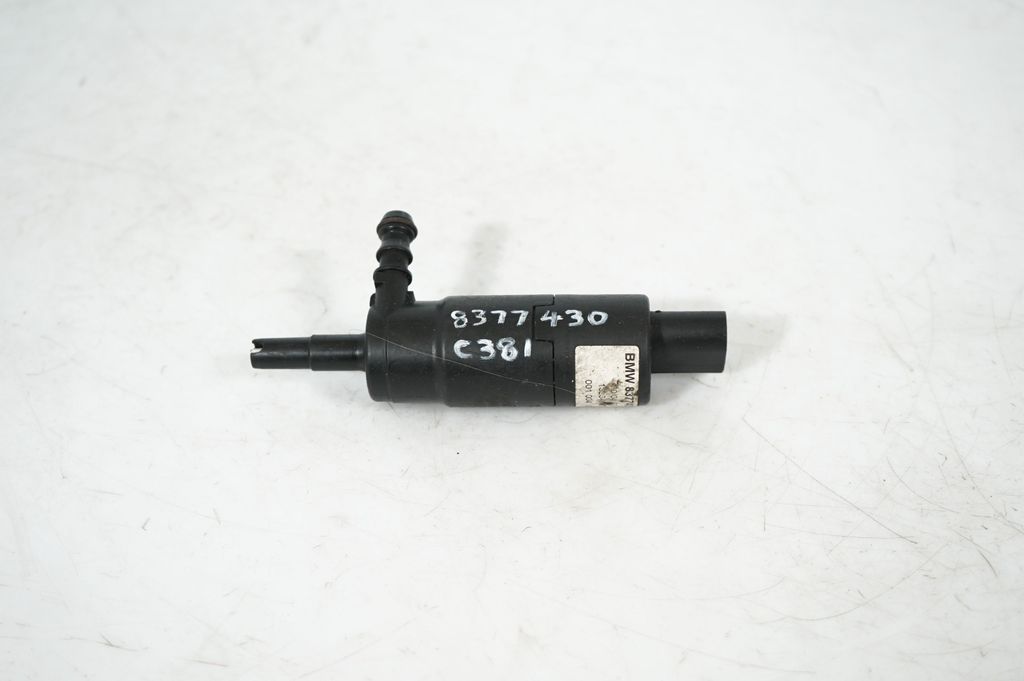 Headlight washer pump