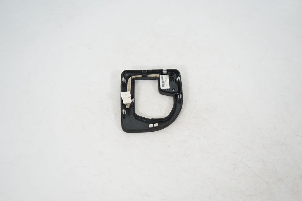 Gear shifter surround trim plastic (5)