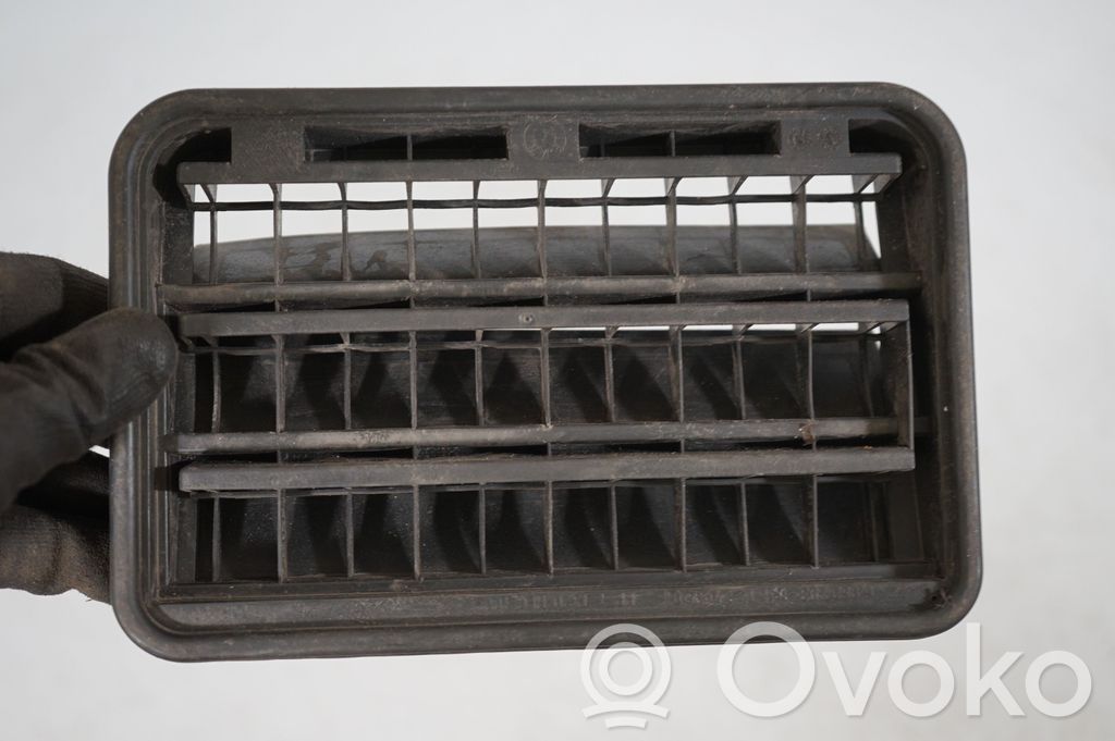 Quarter panel pressure vent (8)