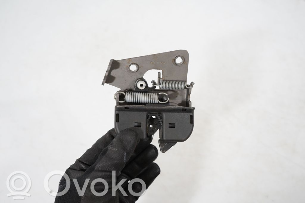 Seat back rest lock catch (6)