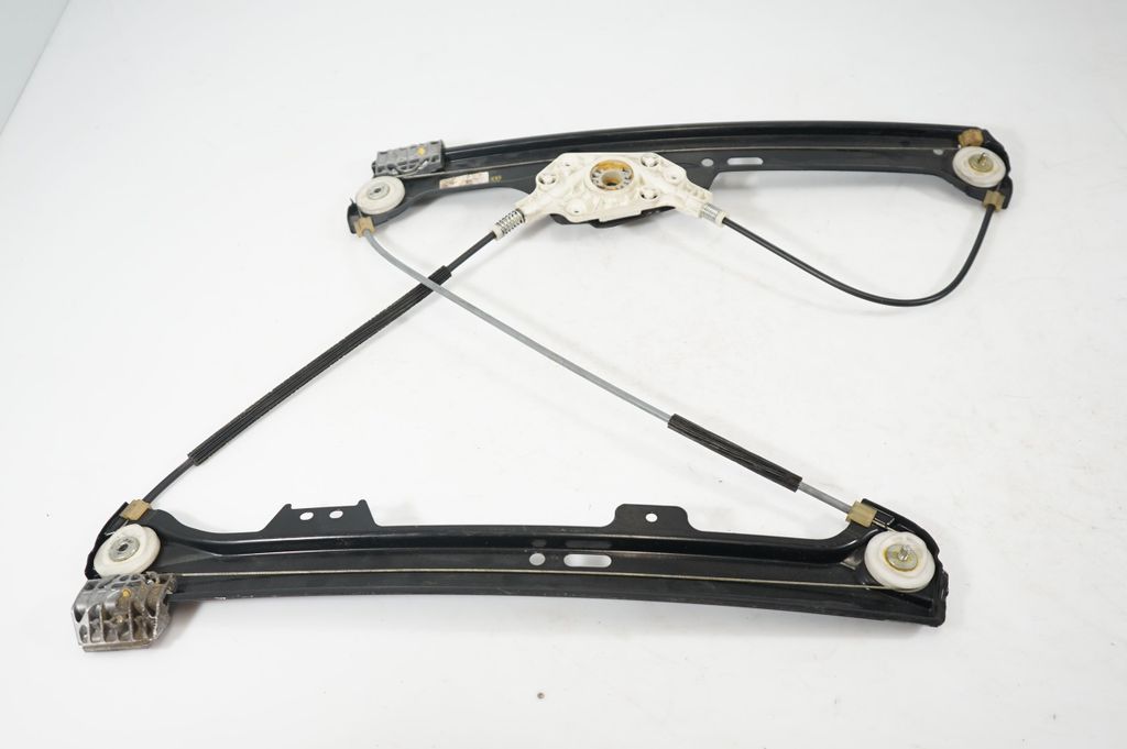 Front door window regulator with motor (5)