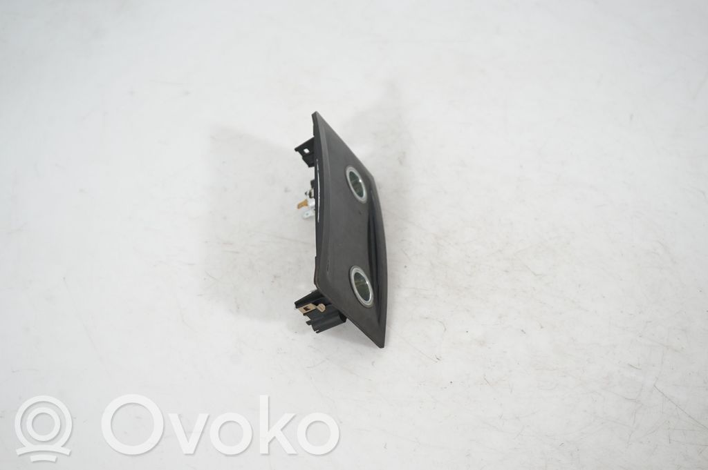 Cigarette lighter trim rear (4)