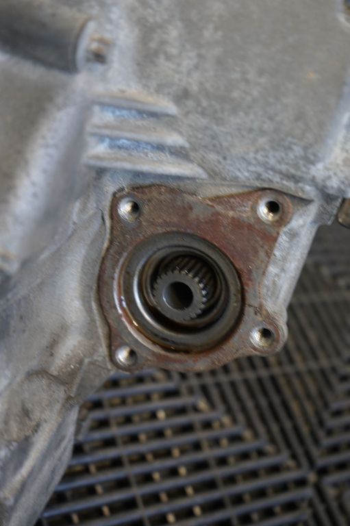 Automatic gearbox (8)