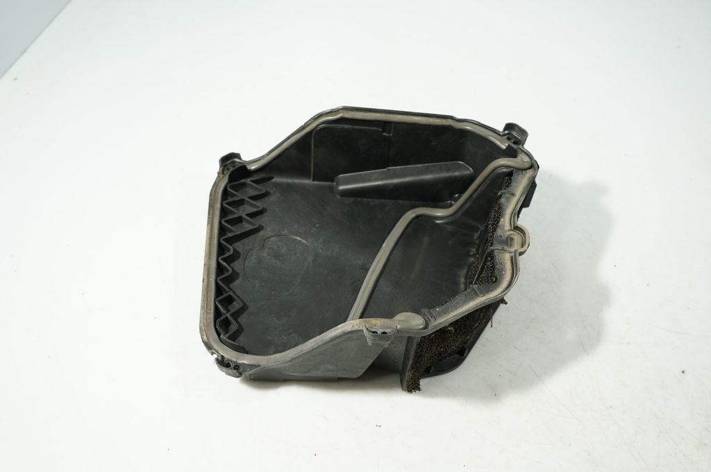 Cabin air micro filter cap (4)