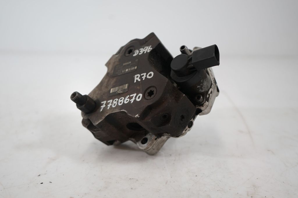 Fuel injection high pressure pump (9)