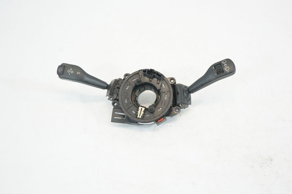 Wiper turn signal indicator stalk/switch