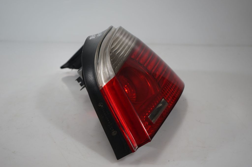 Rear/tail lights (9)