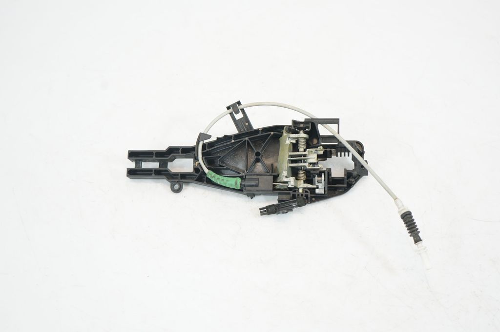 Front door coupe exterior handle/bracket (5)